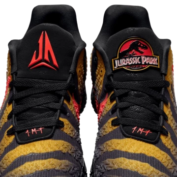 Jurassic Park x Nike Ja 3 Raptor Paar frontal