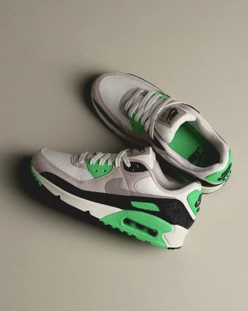 Air Max 90 Vapor Mauve Lookbook von Oben