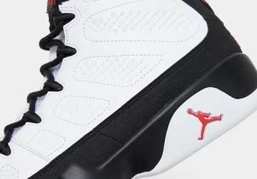 Air Jordan 9 Retro Space Jam 2026 Detailbild