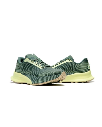 Nike ACG Ultrafly Trail SP Dutch Green schräg