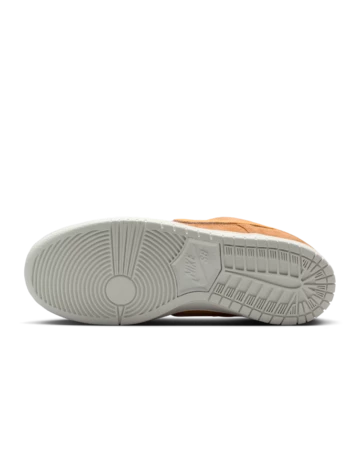 NOTE Manchester x Nike SB Dunk Low Flax Sohle