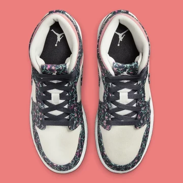 Jordan 1 Mid GS Floral Canvas von oben