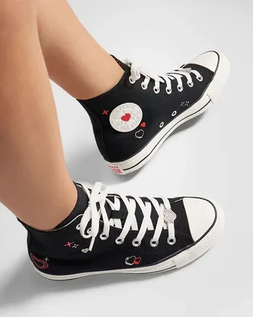 Converse Valentines Day Pack Chuck All Star Black On Feet Detail