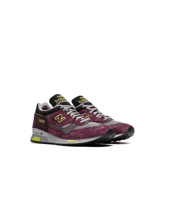 New Balance 1500 Plum Wine Paar schräg seitlich
