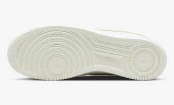 Die Sohle des Air Force 1 Low Year of the Dragon Sail