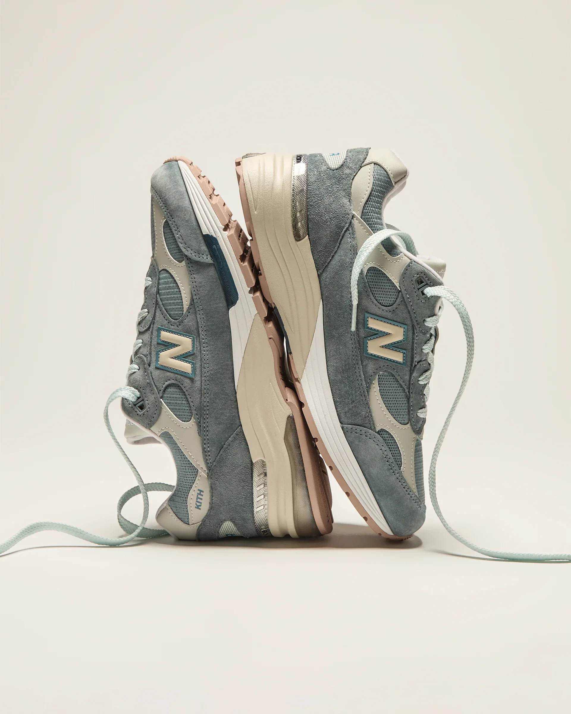 Kith x New Balance 992 Osaka Pack | Dead Stock Kith x New Balance 992 Osaka Pack | Dead Stock