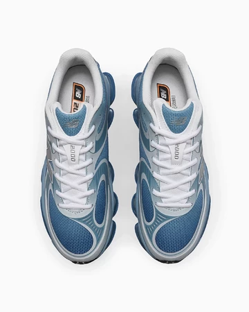 New Balance 2000 Baby Blue Paar von oben