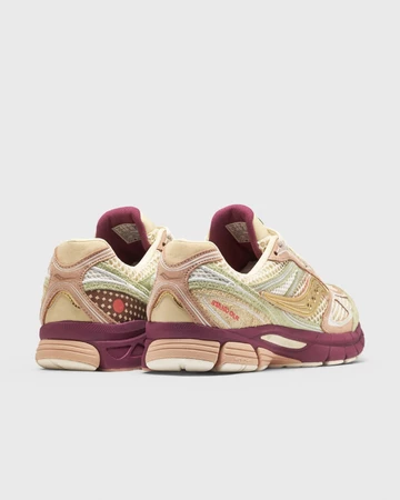 Stan Birch x Saucony ProGrid Guide 7 Stand Out