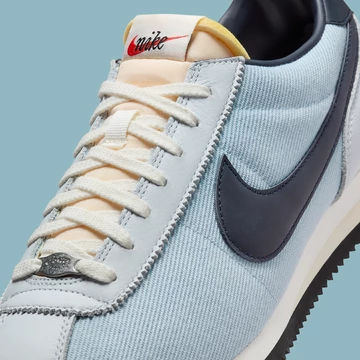 Nike Cortez Blue Denim Twill Detail Mittelfußbereich