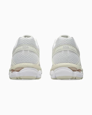 Asics Gel-Cumulus 16 White Cream Fersen
