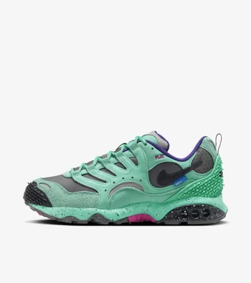 UNDEFEATED Air Terra Humara Light Menta