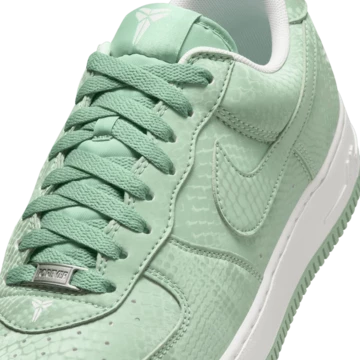Kobe Bryant x Nike Air Force 1 Low Steam Upper Details