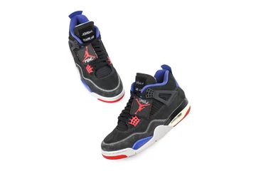 Jordan 4 Rare Air Paar Außenseiten