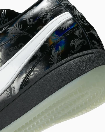 Nike Book 1 Halloween Scorpion Sohle Details