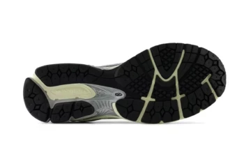 New Balance 1906L Grey Silver Sohle