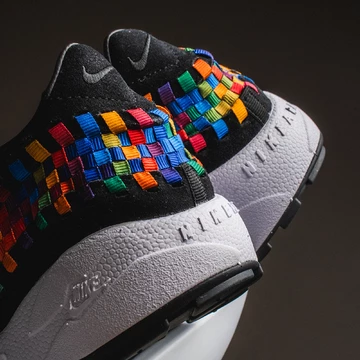 Nike Air Footscape Woven Black Rainbow Mood 2