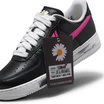 Nike Air Force 1 x PEACEMINUSONE Para-Noise 3.0 Außenseite + Hangtag