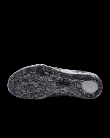 Nike Kobe 9 EM Low Protro Mambacita Sohle