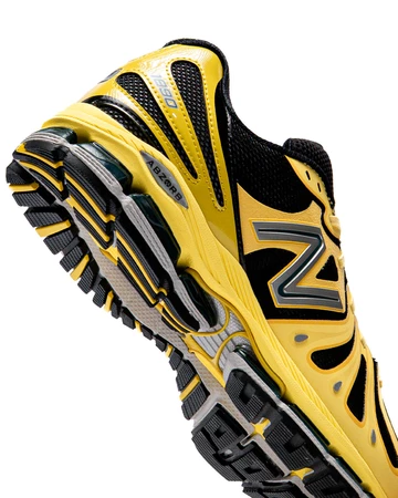 New Balance 1890 Yellow & Black Sohle