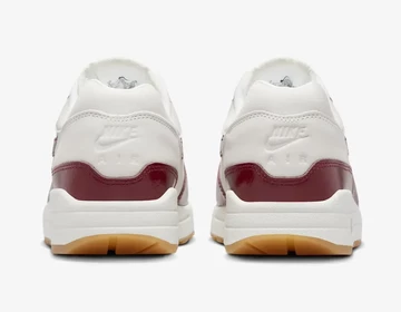 Der Air Max 1 LX Team Red von hinten