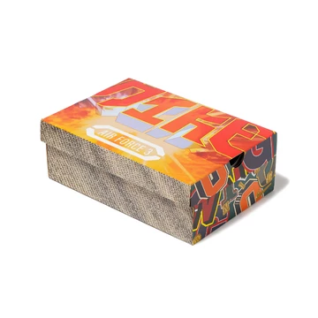 NIGO x Nike Air Force 3 Low Croc Pack Box von der Seite