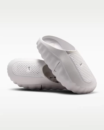 Nike Mind 001 Summit White schräg