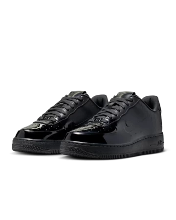 Nike Air Force 1 Made in Italy Black Paar seitlich