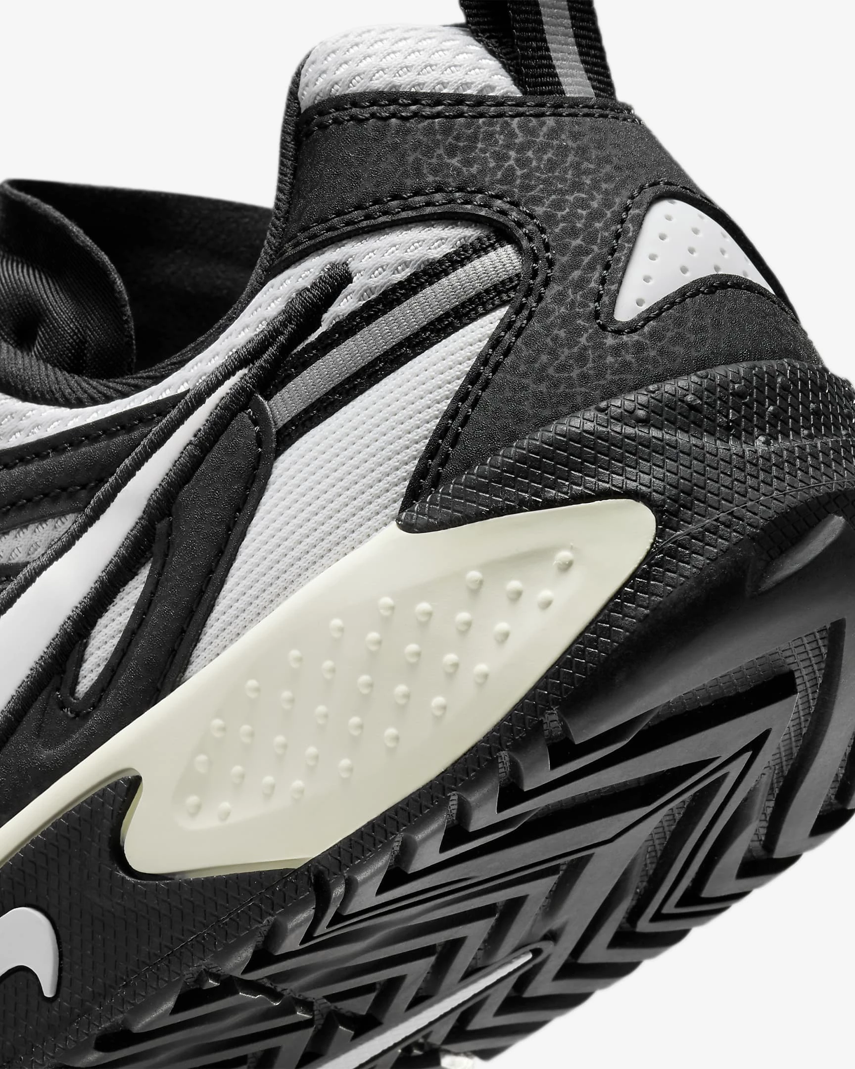 Nike Jam Electric Black White FN0314-004 | Dead Stock