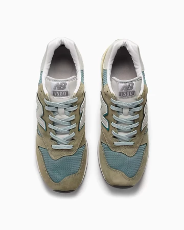 New Balance 1300 Mirage Gray Paar von oben
