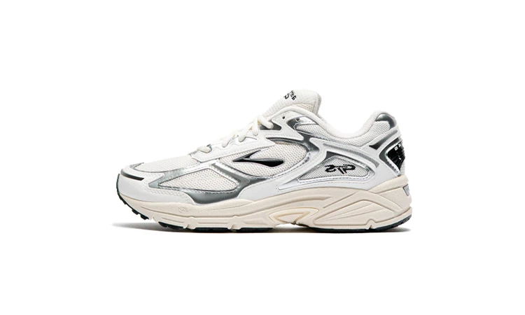 Brooks Adrenaline GTS 4 Coconut Milk