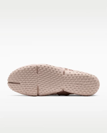 Nike SKIMS Air Rift Satin Red Sohle