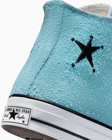Die Ferse des Stussy Converse Chuck 70 Hi Sky Blue
