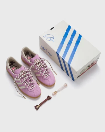 BSTN x adidas München Oktoberfest Pink von oben