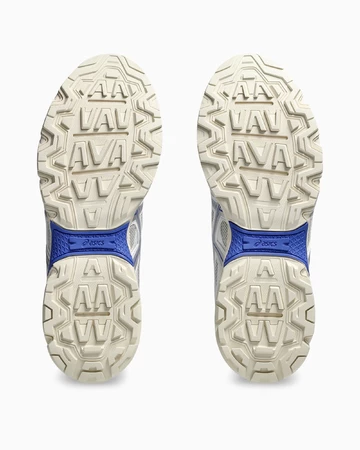 ASICS Gel Nunobiki Ice Blue Paar Sohlen