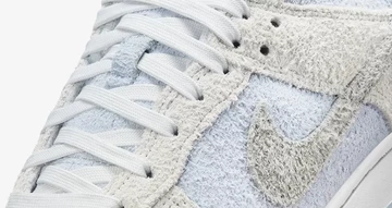 Dunk Low Light Armory Blue Detail Mittelfußbereich