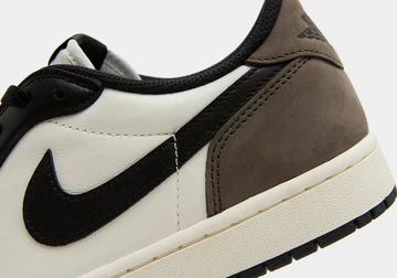 Jordan 1 Low Mocha Ferse Detail