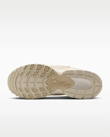 Nike V5 RNR Coconut Milk Sohle