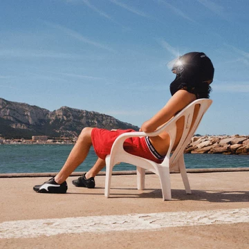 Puma Mostro Black White Pack am Model