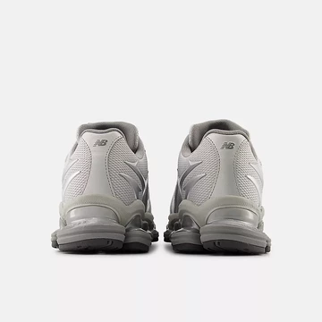 New Balance Abzorb 2000 Silver Metallic von hinten