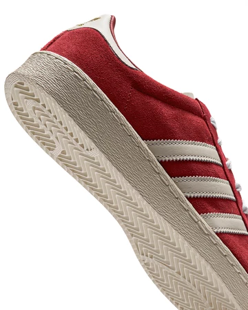 adidas Jabbar Low Team Power Red Sohle