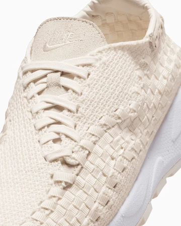 Details des Nike Air Footscape Woven Phantom