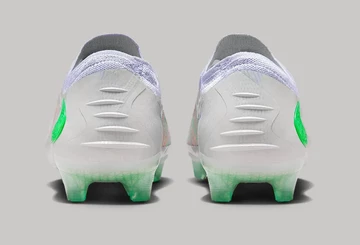 EA Sports FC 26 x Nike Phantom 6 Low Elite Phantom Mode