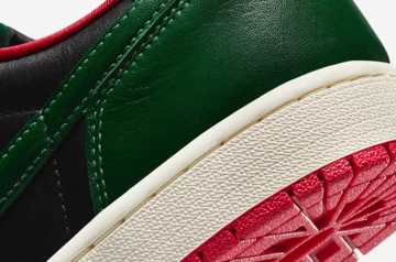 Jordan 1 Low Gorge Green Detail Ferse