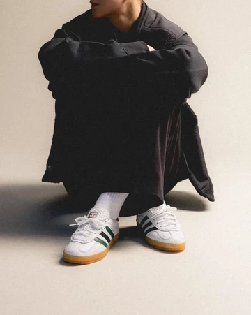 adidas Gazelle Indoor White Collegiate Green On Feet sitzend