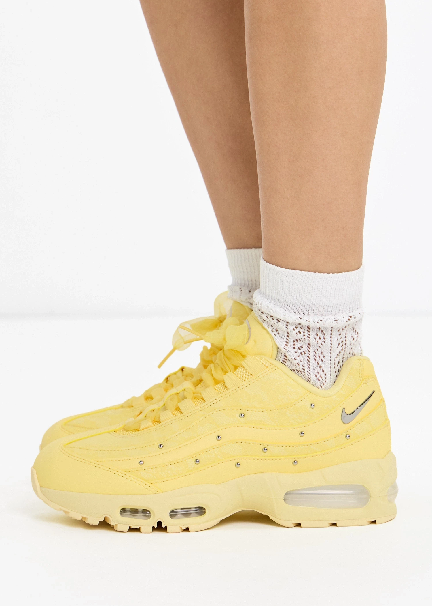 Nike Air Max 95 Soft Yellow IQ3444-722 | Dead Stock