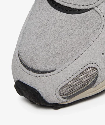 New Balance 204L Raincloud Zehen