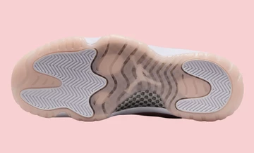 Jordan 11 Low Legend Pink Sohle