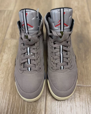 Undefeated x Air Jordan 5