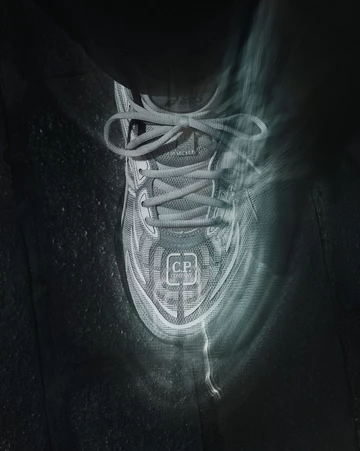 C.P Company ASICS GEL-Quantum 360 VIII Cement Grey Lookbook von Oben