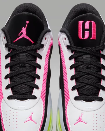 Nike Air Jordan Heir Series 2 White Pink Blast Paar Details